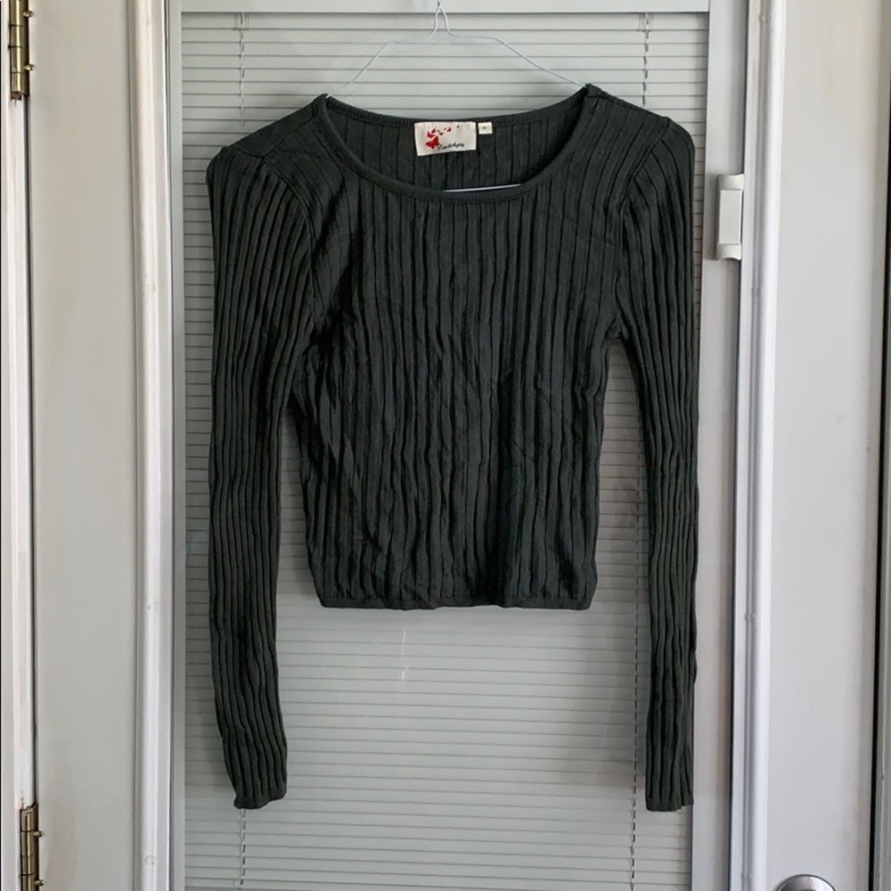 crop top long sleeve